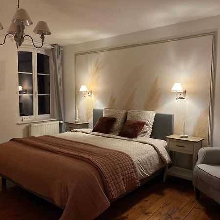 Le Clos Du Bas Courtil Guesthouse B&B Omaha Beach Osmanville ภายนอก รูปภาพ