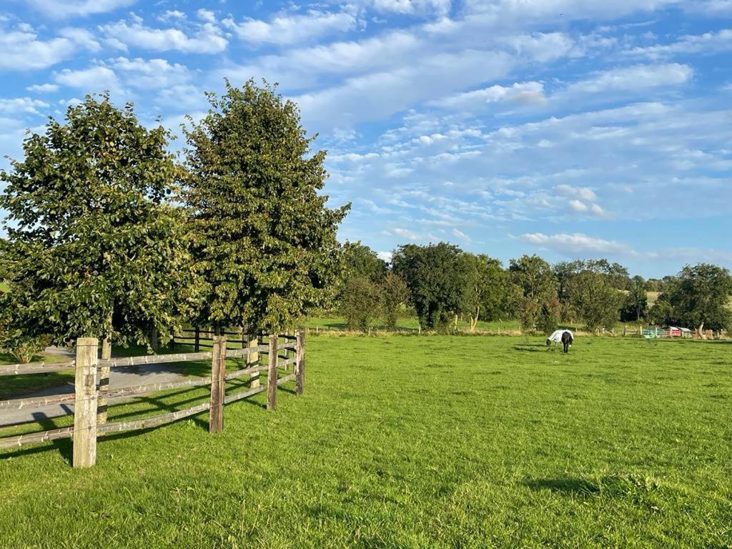 Le Clos Du Bas Courtil Guesthouse B&B Omaha Beach Osmanville ภายนอก รูปภาพ
