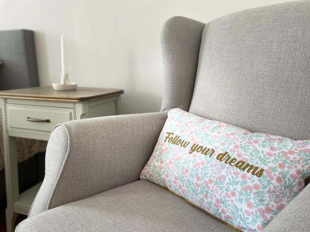 Le Clos Du Bas Courtil Guesthouse B&B Omaha Beach Osmanville ภายนอก รูปภาพ