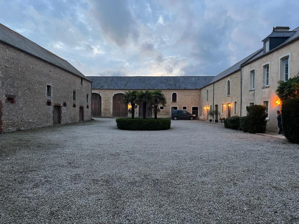 Le Clos Du Bas Courtil Guesthouse B&B Omaha Beach Osmanville ภายนอก รูปภาพ